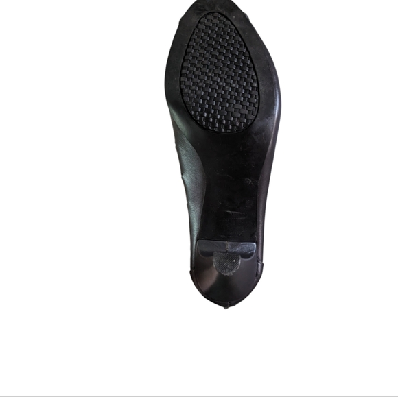 *AJ Valenci Gunmetal Grey Perforated Bootie Sz 9 - Picture 7 of 9